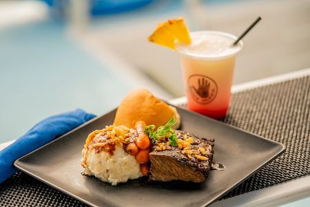 Historical Dinner Cruise to Kealakekua Bay