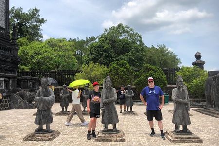 Hue city tour : Royal Tombs , Citadel with Tour Guide 