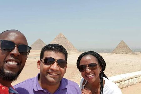 Half-day Private Tour in Pyramids of Giza and Sphinx