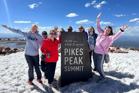Pikes Peak Jeep Tour