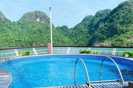 2-Day Cruise Exploration in Halong Bay and Lan Ha Bay from Hanoi