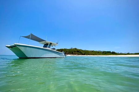 Private Full Day Boat Trip to Las Perlas and Contadora