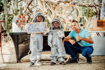 Aruba´s Bee Haven Private Adventure