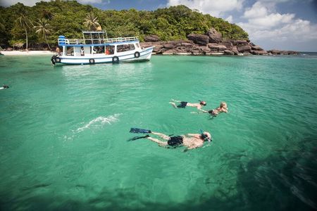 Full Day Guided Snorkeling and Fishing Tour in Phu Quoc 