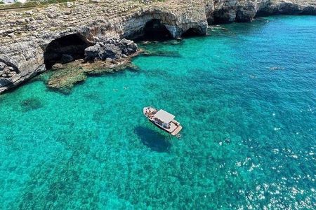 3 Hour Group Tour by Boat to the Caves of Santa Maria di Leuca