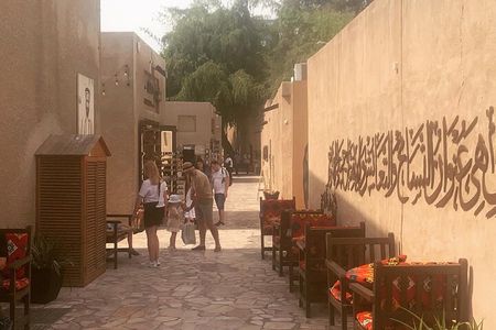 Shared Walking Tour in Shindagha Museum and Streets of Old Dubai