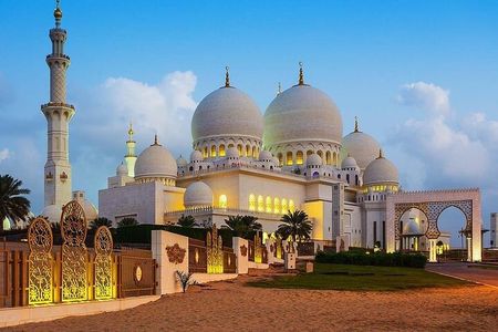 Abu Dhabi City Tour & Sheikh Zayed Grand Drive through Louver Museum