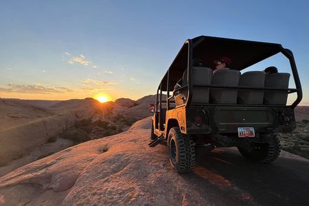Moab’s Original Hummer Adventure: Hell’s Revenge Trail Experience