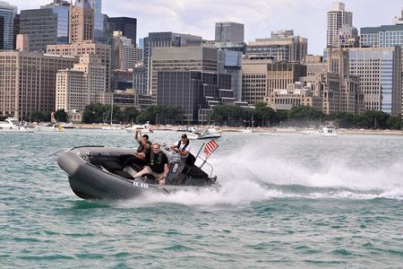 Sightseeing Boat Tour in Chicago
