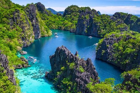 Small-Group El Nido Island Hopping Tour