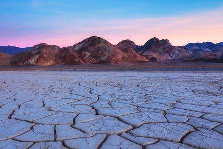 10+ Self-Guided Driving Tours from Las Vegas