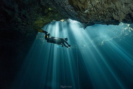 Diving in the Mayan Underworld
