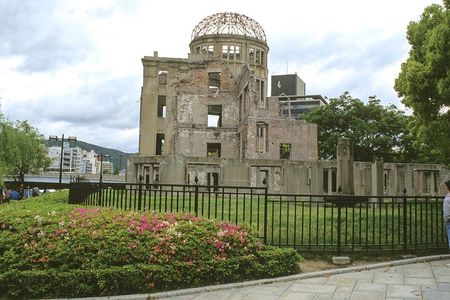 1-Day Private Sightseeing Tour in Hiroshima and Miyajima Island