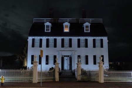 History and Hauntings of Salem Guided Walking Tour
