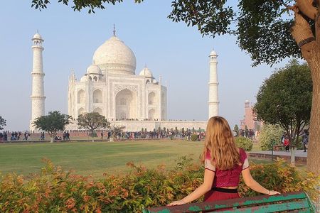 Private Taj Mahal & Agra Overnight Tour from Jaipur