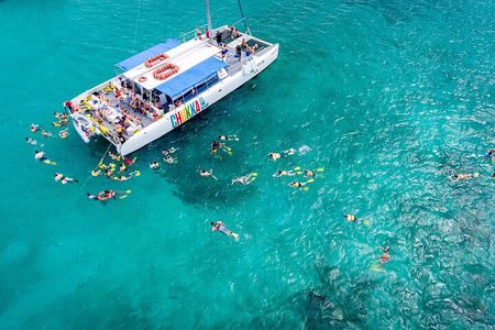 Catamaran Cruise with Snorkeling and Dunn's River Falls