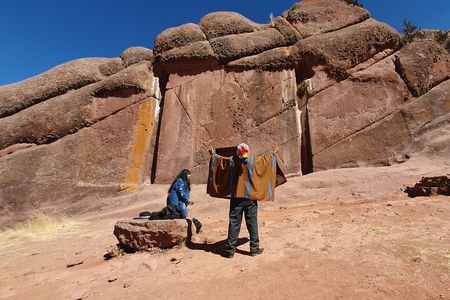 Tour to Aramu Muru with Spiritual Guide