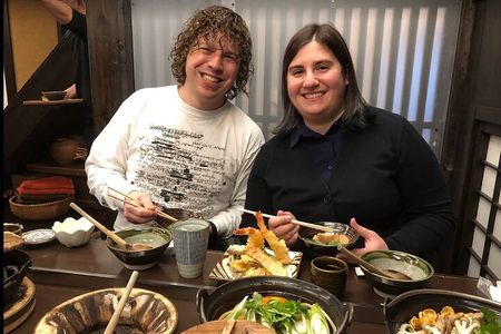 Takayama Night Tour with Local Meal and Drinks