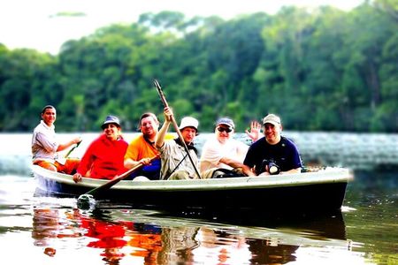  Canoe & wildlife spotting on small canals of Tortuguero Park