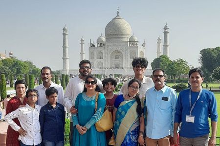 Agra Tour With Taj Mahal, Agra Fort and Fatehpur Sikri