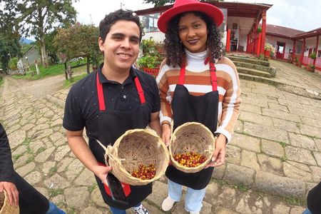 Coffee Farm Tour and beer tasting or a Choachí 