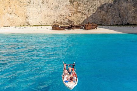 Shipwreck & Blue Caves Private Speedboat Cruise