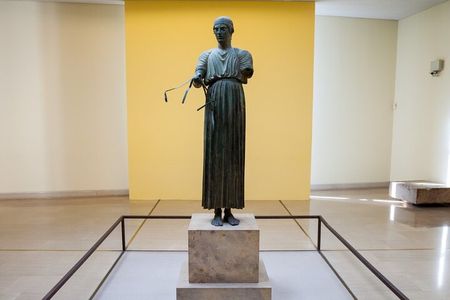 Delphi Private Day Tour from Athens 