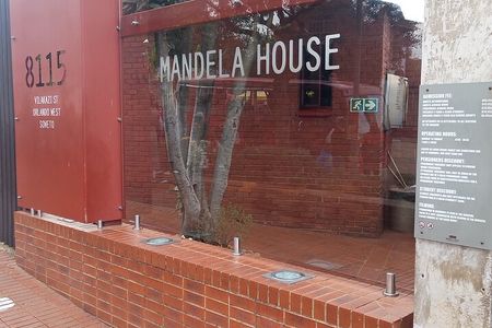 Full Day Private Tour in Pretoria and Great Johannesburg 