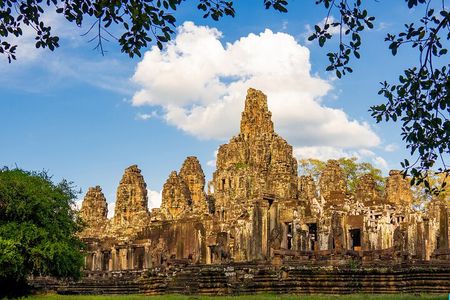 Angkor Wat and Angkor Thom Private Half Day Tour