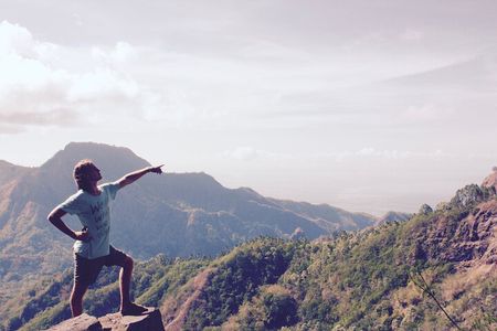 Solo Adventurer: your shared, all-inclusive tour across Flores!