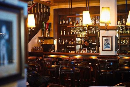 Jakarta Night Tour with Dinner at Café or Food street