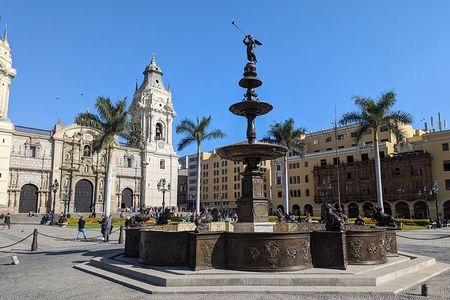 Lima City, Central Market & Catacombs Tour (Pick-up & Drop Off)