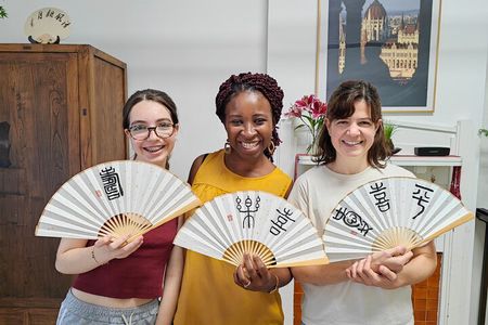 2-Hour Chinese Calligraphy with an Artist in Shanghai, China