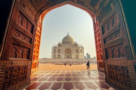 Taj Mahal Day Trip With Specialists