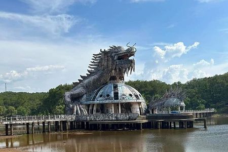 Hue Private Tour Via Hai Van Pass& Abandoned Park(Thuy Tien Lake)