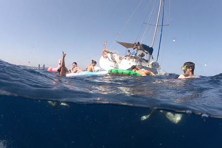 Barcelona Sailing Tour with Swimming, Snacks and Drinks