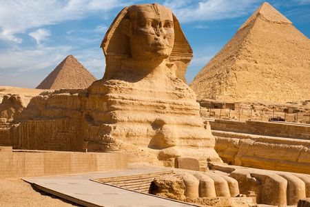 Egyptian Museum and Pyramids of Giza and Sphinx Sightseeing tour