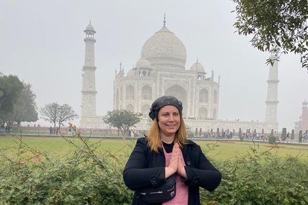 Taj Mahal Sunrise Tour By Car From New Delhi