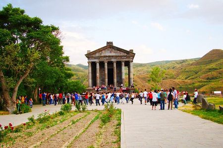 PRIVATE TOUR: Yerevan sightseeing city tour & Garni Temple