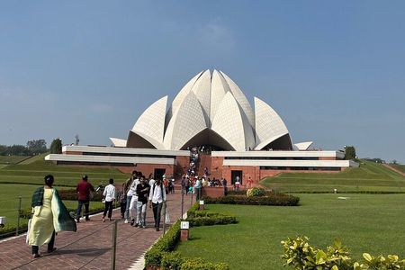 Private Half Day Delhi -City Tour including Entrance Fees