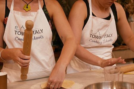 Pasta and Gelato Cooking Class in the heart of Florence