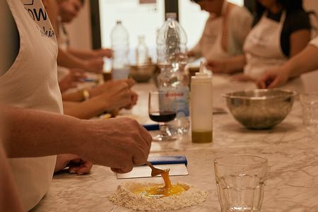 Premium Pasta and Gelato Cooking Class in Florence