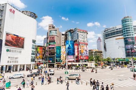 2-Hour Private Ximending Area Walking Tour