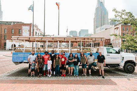 Cruzzin' Nashville Narrated Sightseeing Tour by Open-Air Vehicle