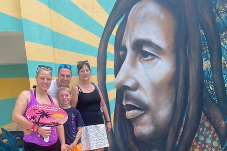 Private Tour in Bob Marley 9 Miles and Luminous Lagoon in Jamaica