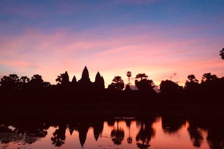 Golden Hours: Angkor wat sunrise photography tour with a pro!