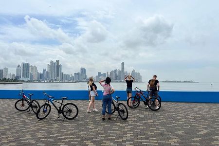 Bike Tour in Old City And Panama City with Local Markets 