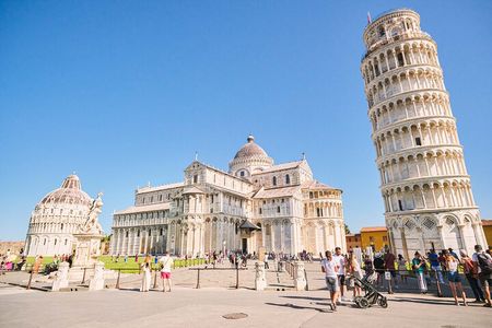 Half-Day Excursion to Pisa and the Leaning Tower from Florence