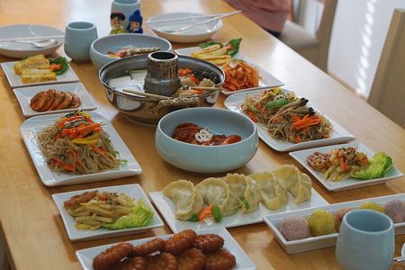 K-food cooking Japchae Mandu Tteokbokki & Fishcake