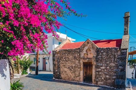 Private 6.5h shore tour to Eastern Crete from Heraklion